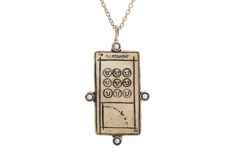 Ladies emerald necklaces-Diamond Fulfillment Tarot Card Necklace