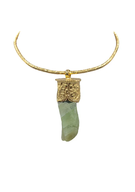 Ladies platinum necklaces-Fluorite in Gold Setting Pendant Necklace