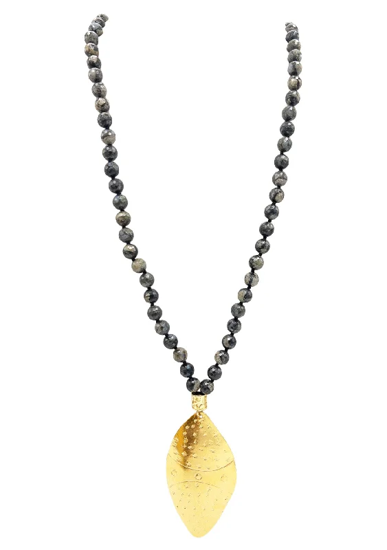 Ladies statement jewelry necklaces-Labradorite Gold Pendant Necklace