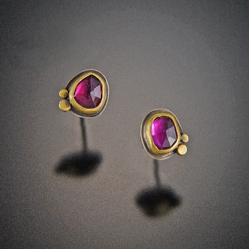 Ladies gold hoop earrings-Garnet Stud Earrings with Two 22k Dots