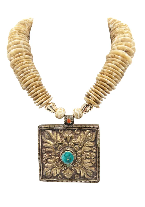 Ladies vintage gold necklaces-Horn Slabs Nepalese Pendant Necklace