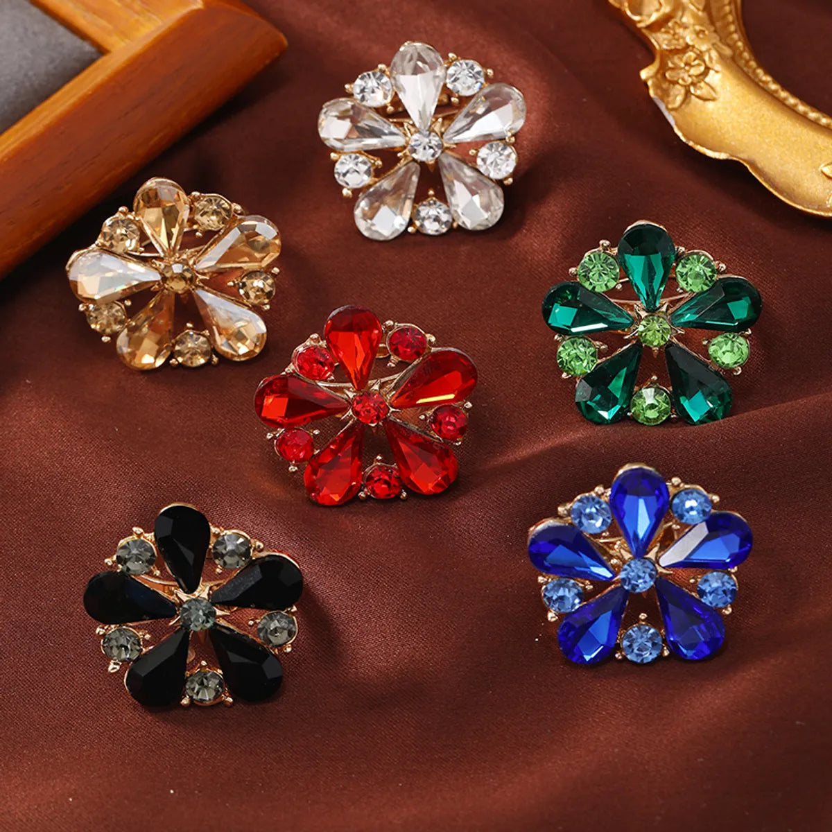 Ladies statement rings-Elegant Flower Alloy Inlay Rhinestones Women's Open Rings