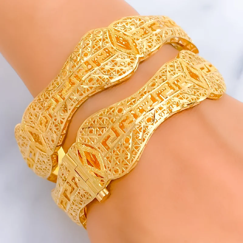 Ladies luxury bracelets-Artistic Sculptural 21k Gold Mesh Bangles