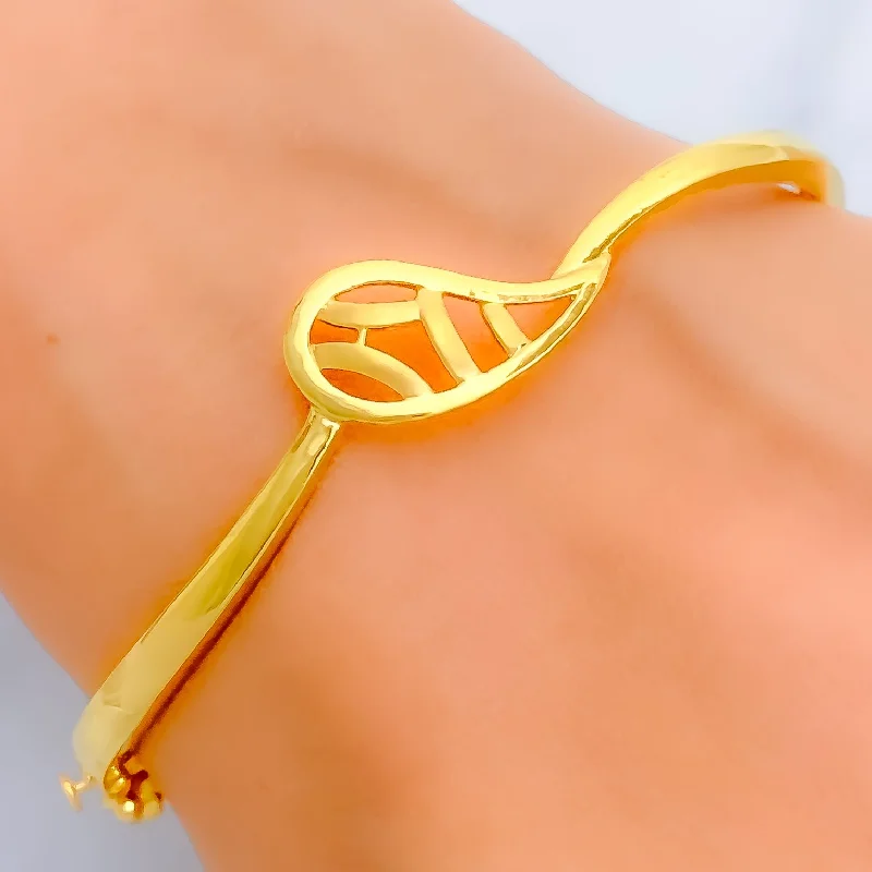 Ladies gemstone bracelets-Stunning Striped Leaf 22k Gold Bangle Bracelet