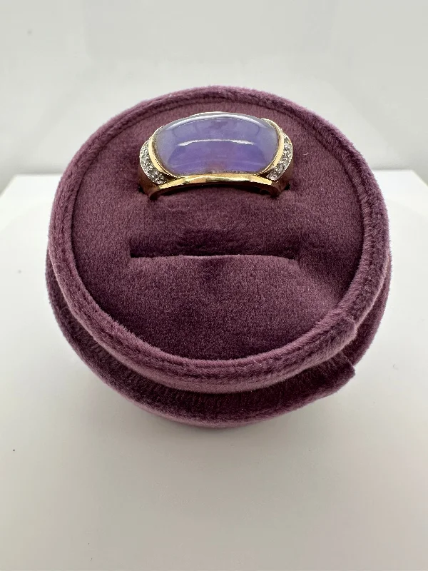 Ladies classic rings-14K Yellow Gold Purple Stone Ring